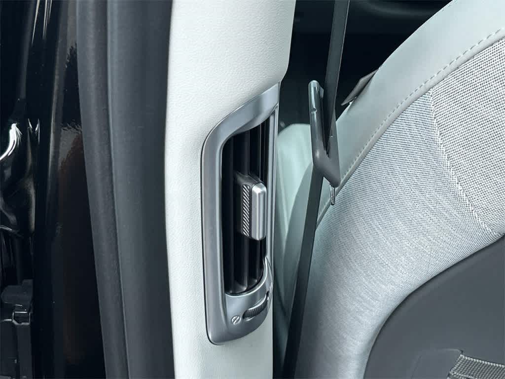 Thumbnail: 2024 Hyundai Ioniq 5 - 31