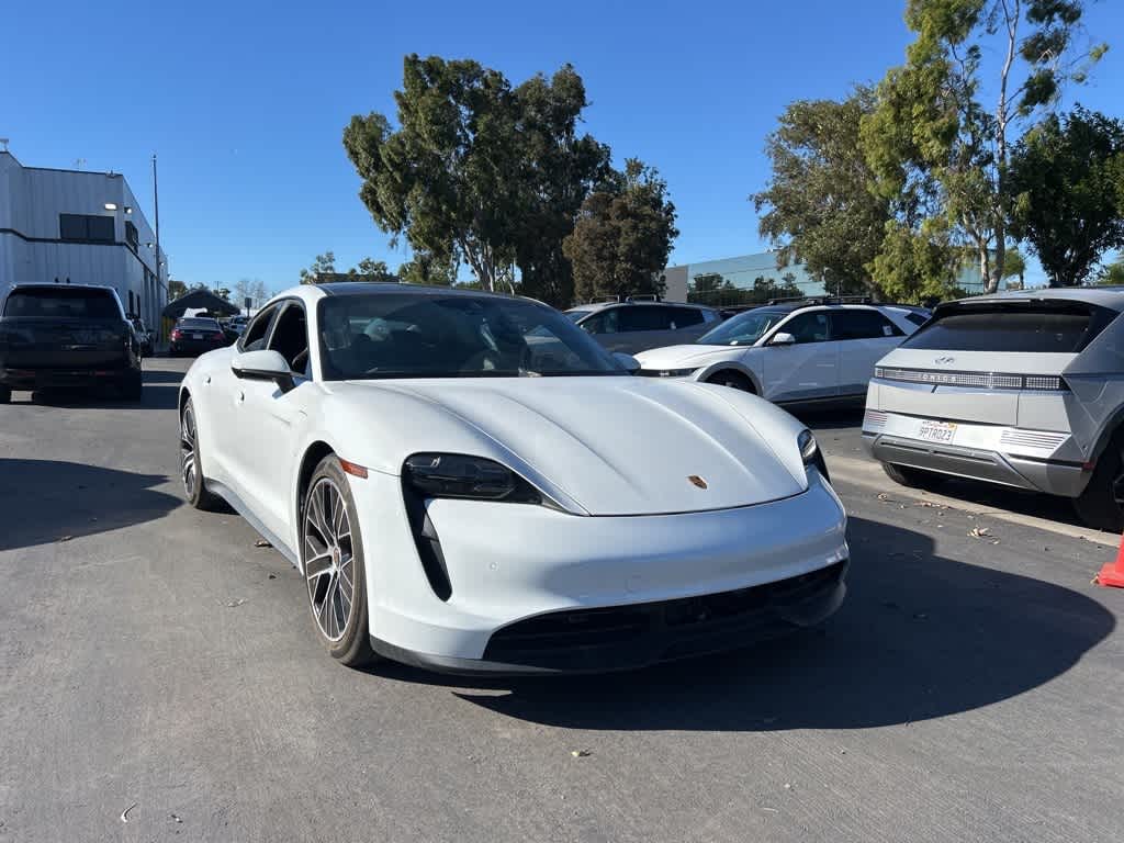 Thumbnail: 2022 Porsche Taycan - 1