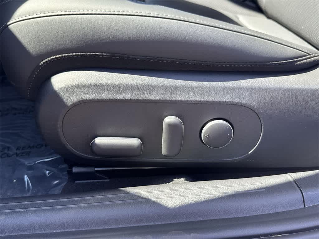 Thumbnail: 2025 Hyundai Ioniq 6 - 34