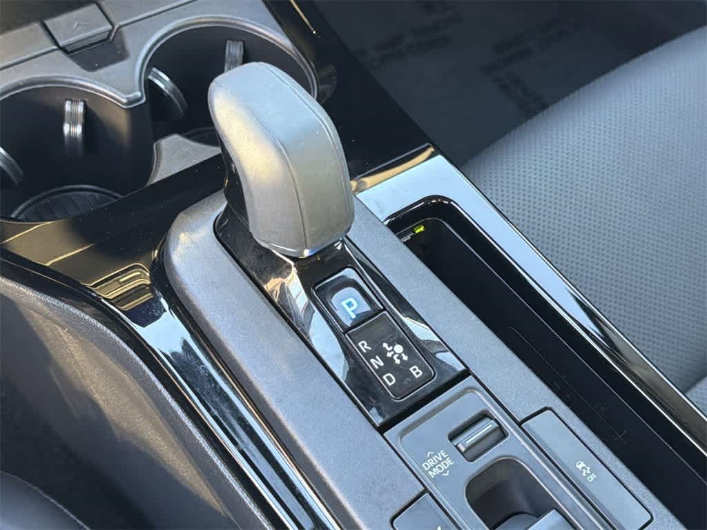 Thumbnail: 2024 Toyota Prius - 18