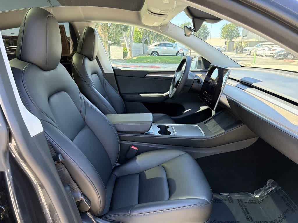 Thumbnail: 2025 Tesla Model Y - 41