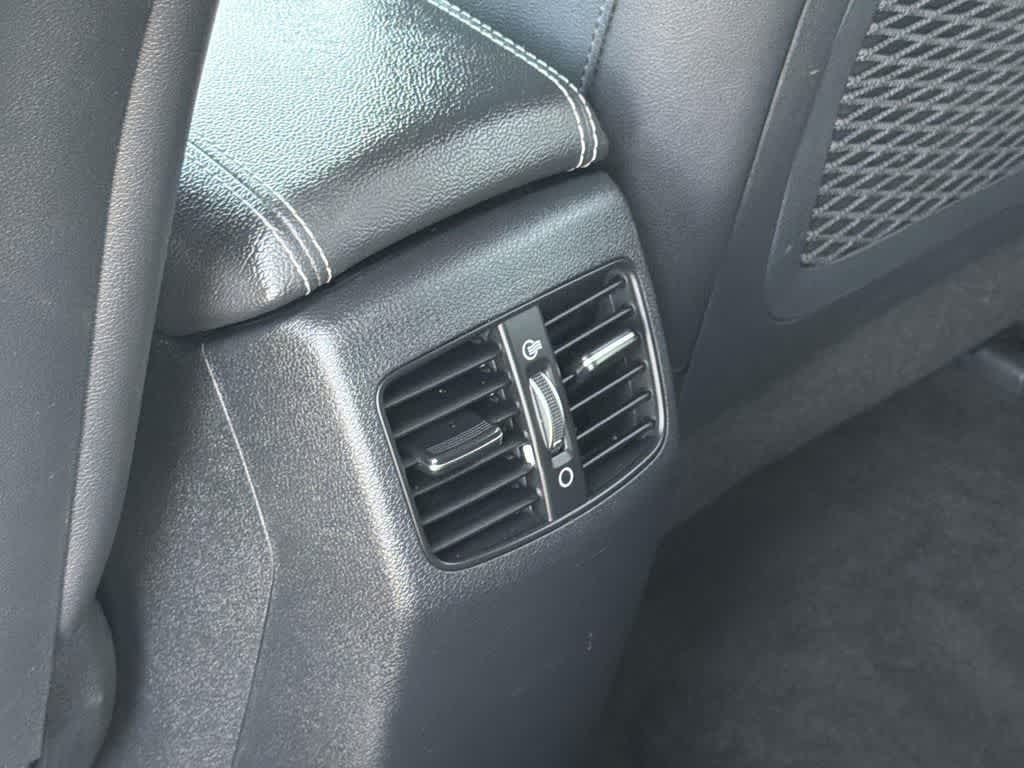 Thumbnail: 2022 Kia Niro - 30