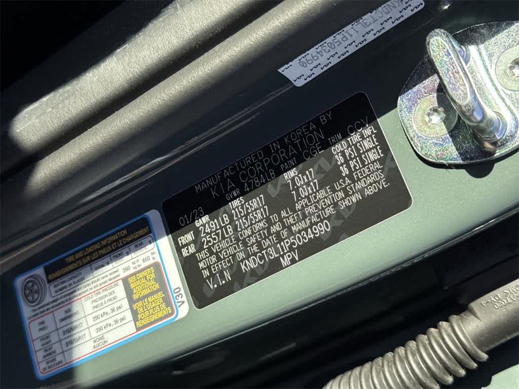 Thumbnail: 2023 Kia Niro - 10