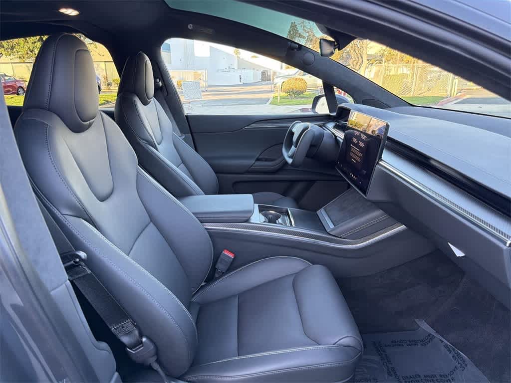 Thumbnail: 2022 Tesla Model X - 40