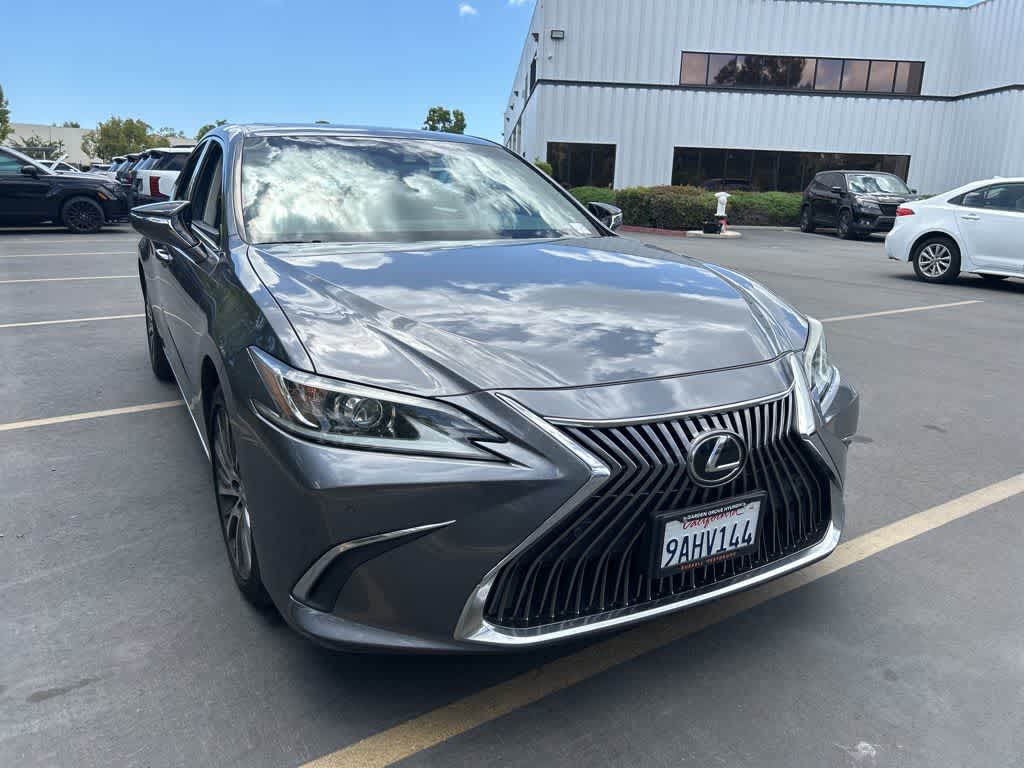 2019 Lexus ES 350 350's photo