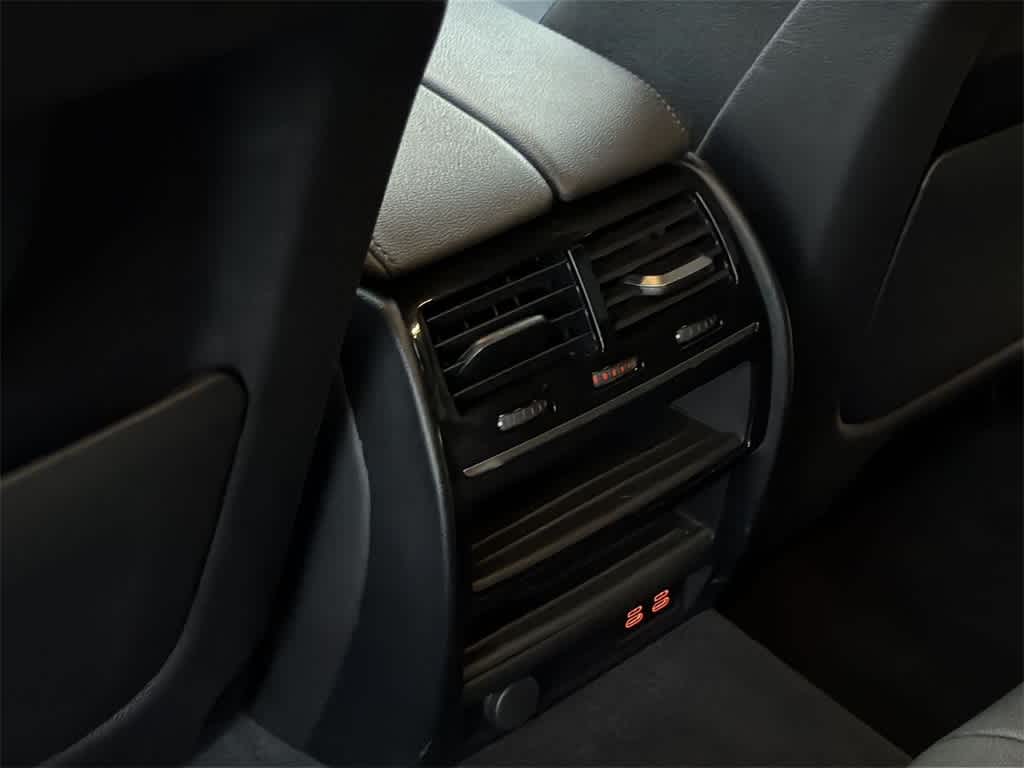 Thumbnail: 2020 BMW 5 Series - 29