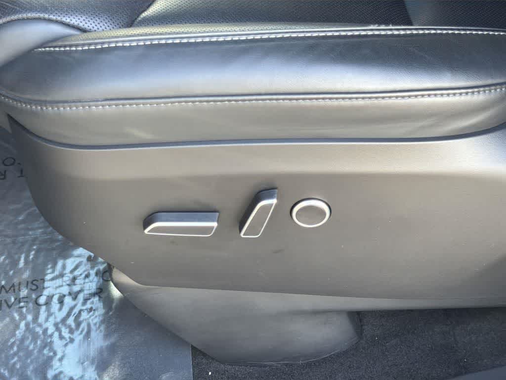 Thumbnail: 2022 Tesla Model X - 27