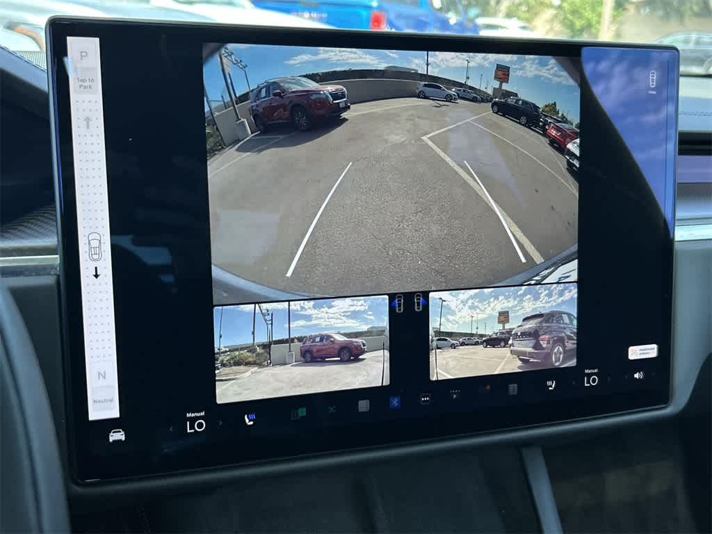 Thumbnail: 2022 Tesla Model X - 19