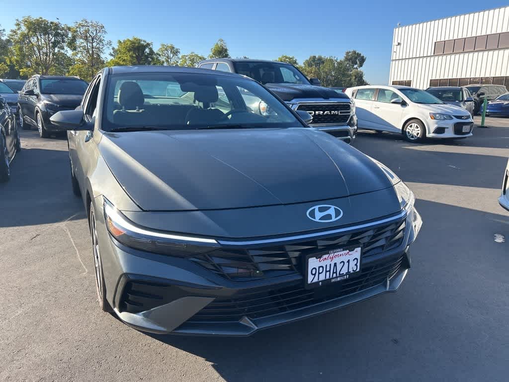 Thumbnail: 2025 Hyundai Elantra - 1