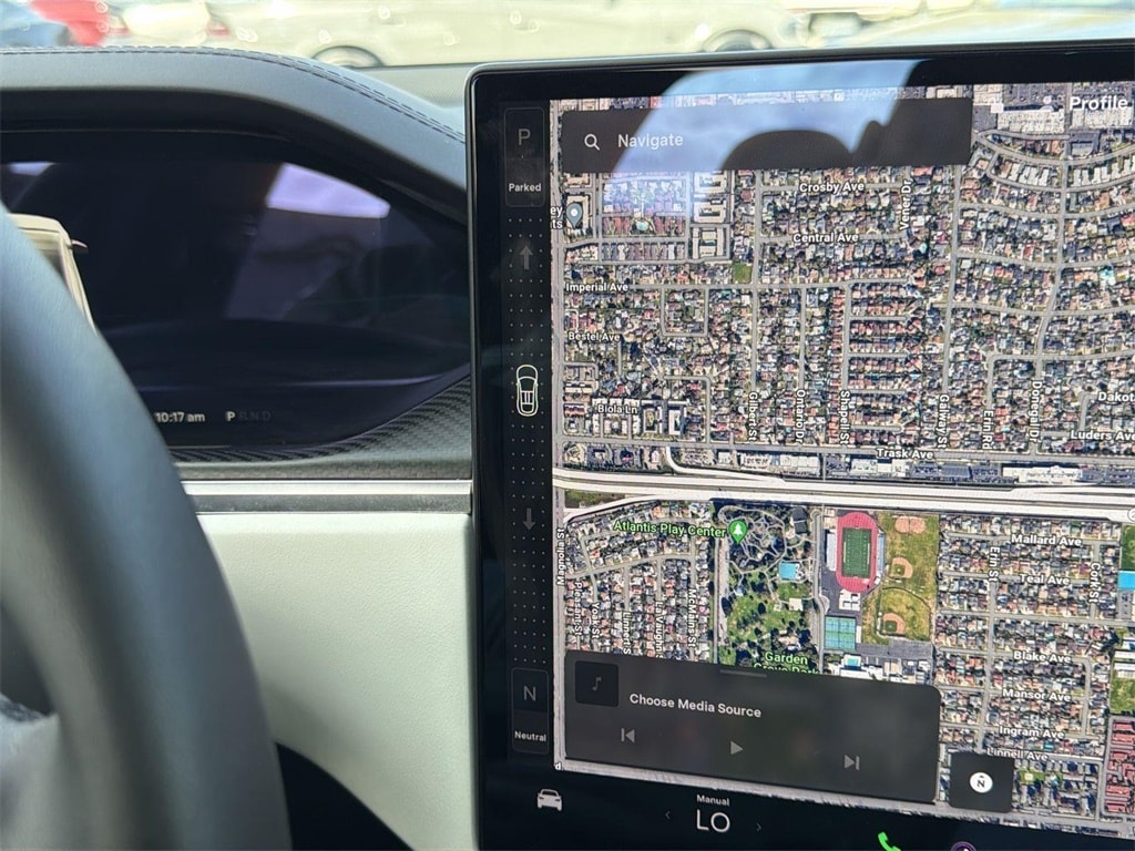Thumbnail: 2023 Tesla Model X - 18
