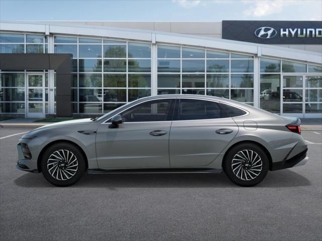 Thumbnail: 2025 Hyundai Sonata - 3
