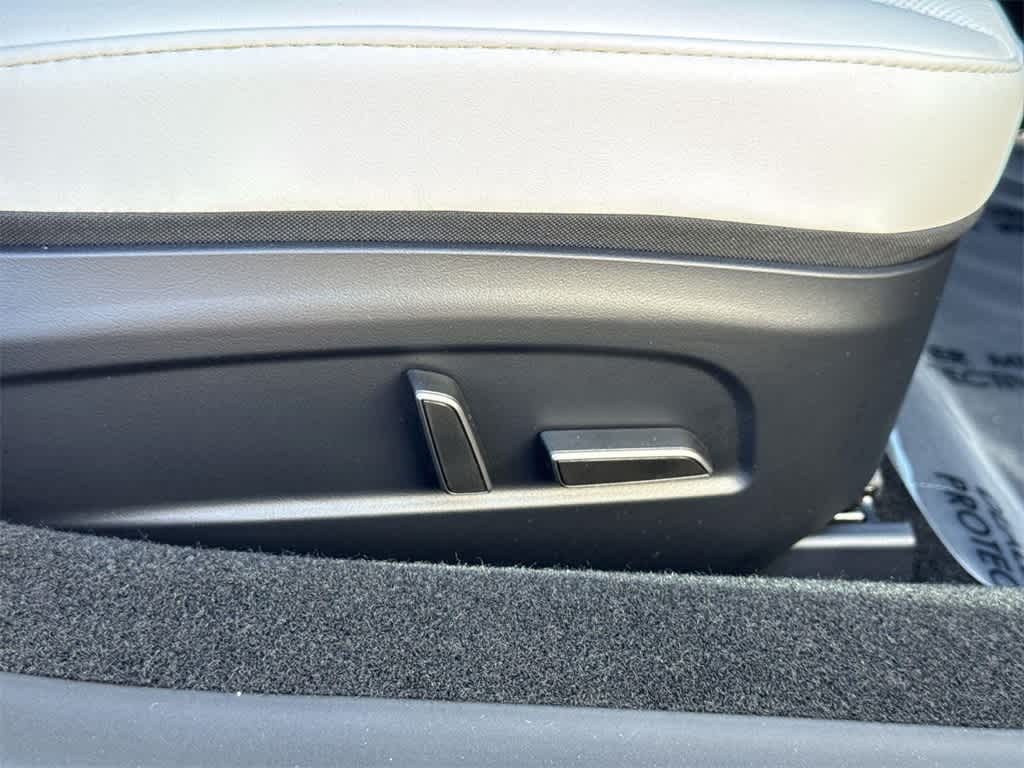 Thumbnail: 2025 Tesla Model 3 - 42