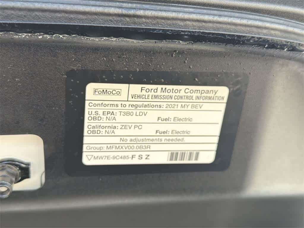 Thumbnail: 2021 Ford Mustang Mach-E - 9