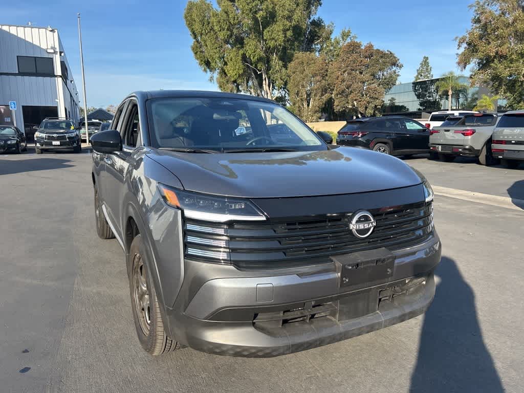 Thumbnail: 2025 Nissan Kicks - 1