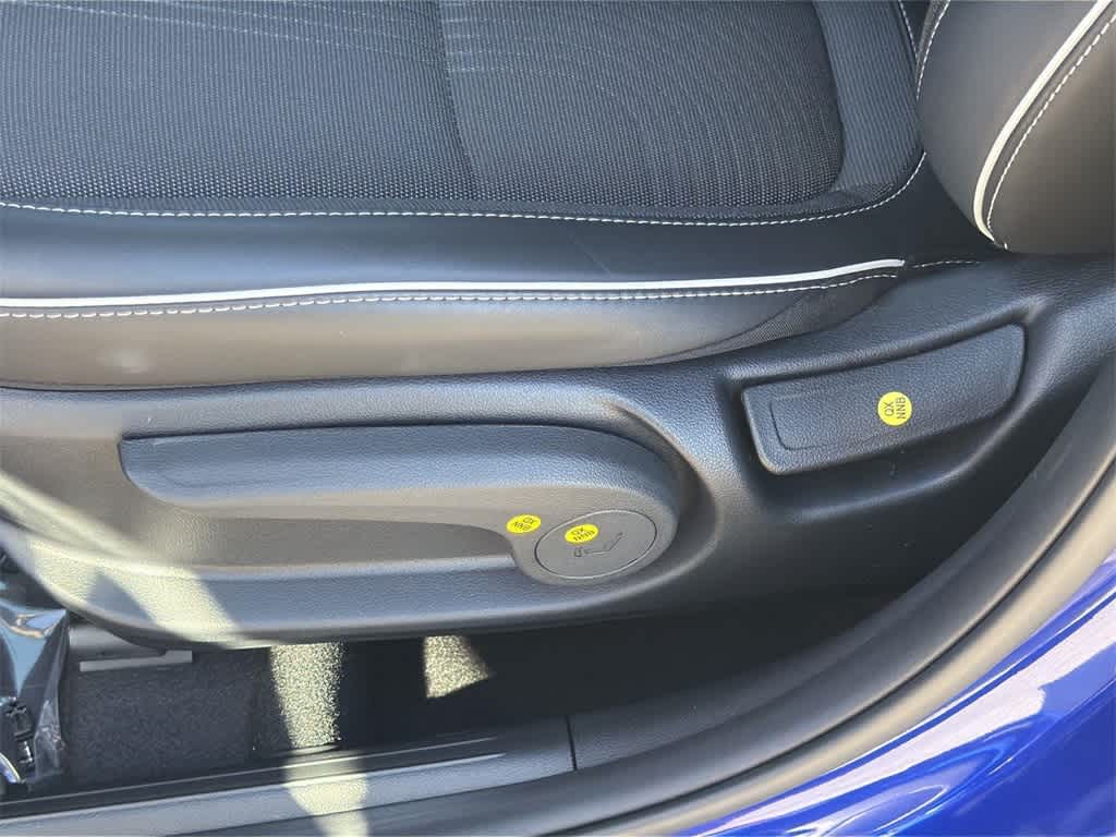 Thumbnail: 2024 Hyundai Venue - 25