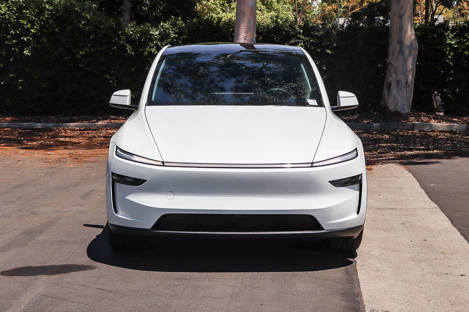 Used 2026 Tesla Model Y Standard with VIN 7SAYGDEDXTF518692 for sale in Garden Grove, CA