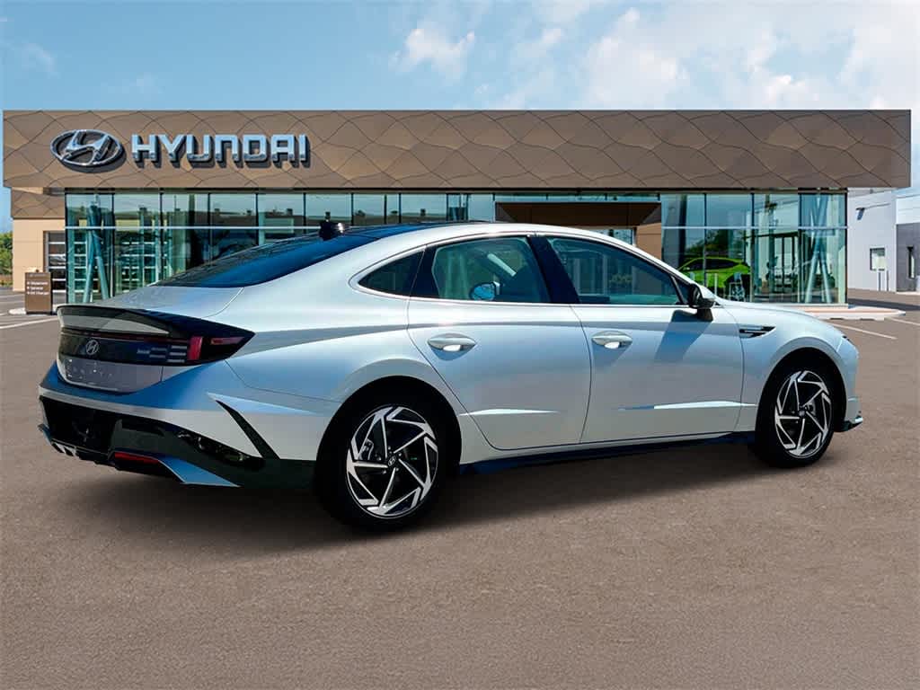 Thumbnail: 2024 Hyundai Sonata - 8