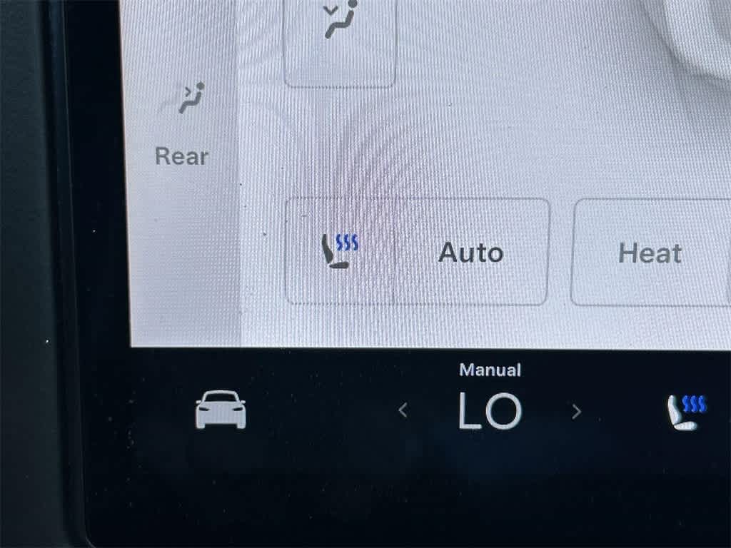 Thumbnail: 2022 Tesla Model X - 23