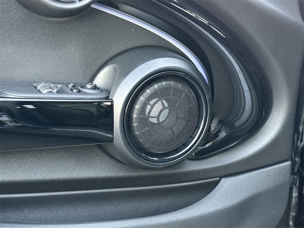 Thumbnail: 2023 MINI Cooper Hardtop - 25