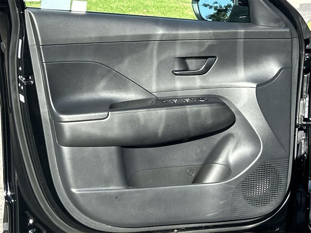 Thumbnail: 2025 Hyundai Kona - 31