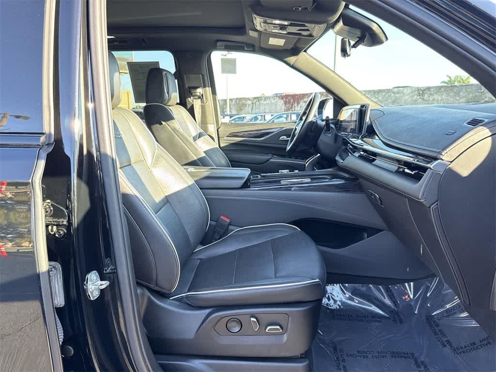 Thumbnail: 2023 Cadillac Escalade - 43