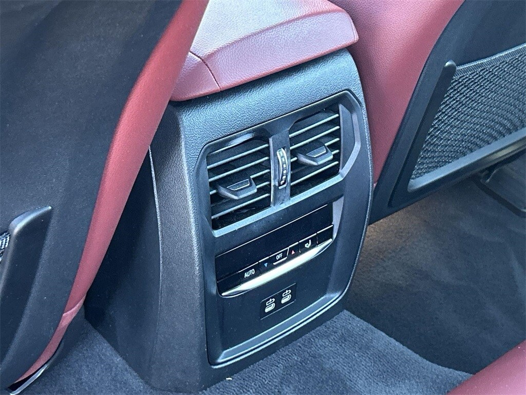 Thumbnail: 2023 BMW i4 - 44
