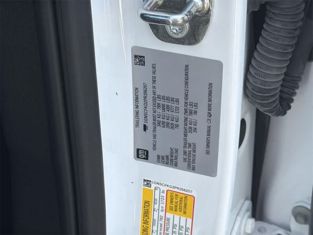 Thumbnail: 2023 Chevrolet Suburban - 10