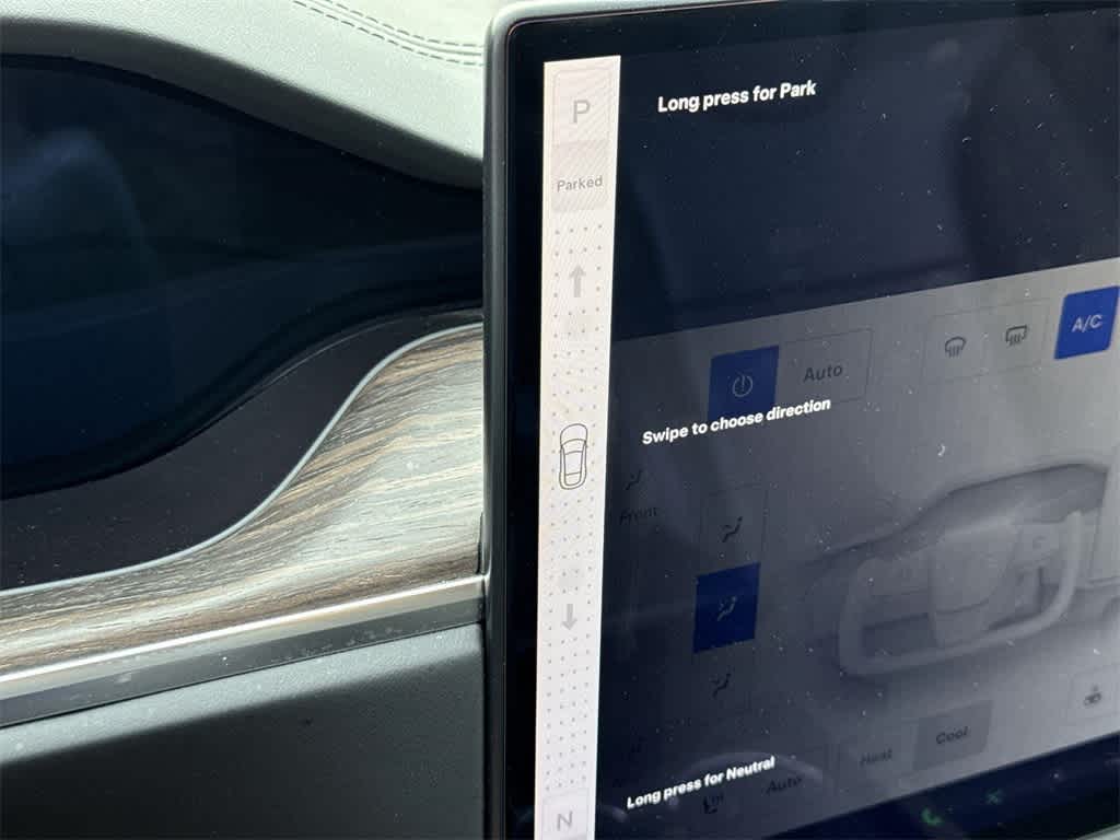 Thumbnail: 2022 Tesla Model S - 17