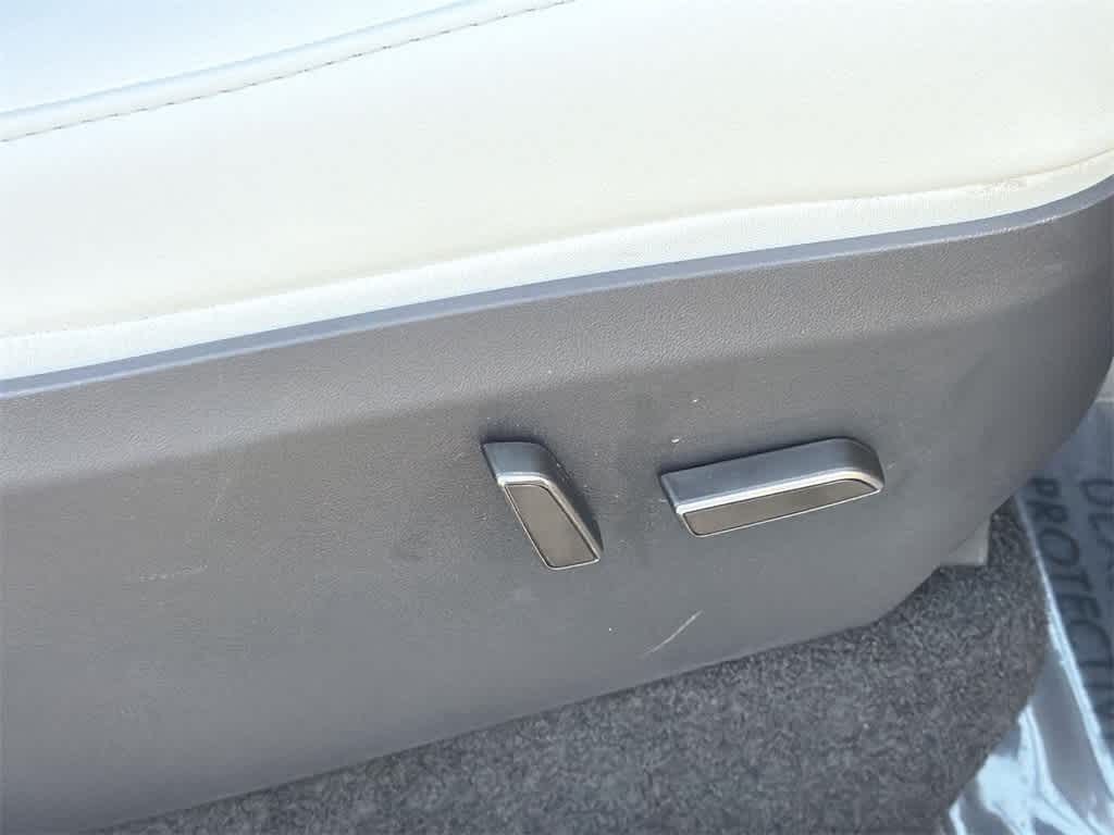 Thumbnail: 2024 Tesla Model Y - 41