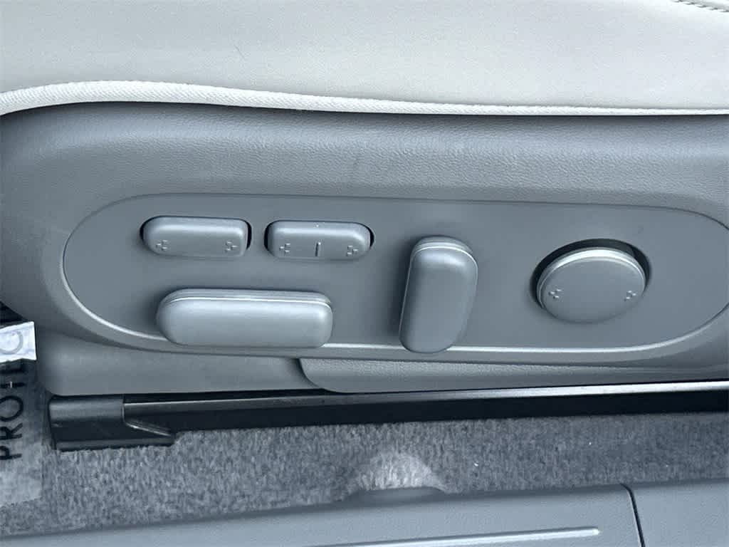 Thumbnail: 2024 Hyundai Ioniq 5 - 27