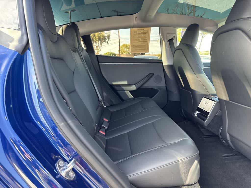 Thumbnail: 2025 Tesla Model 3 - 34