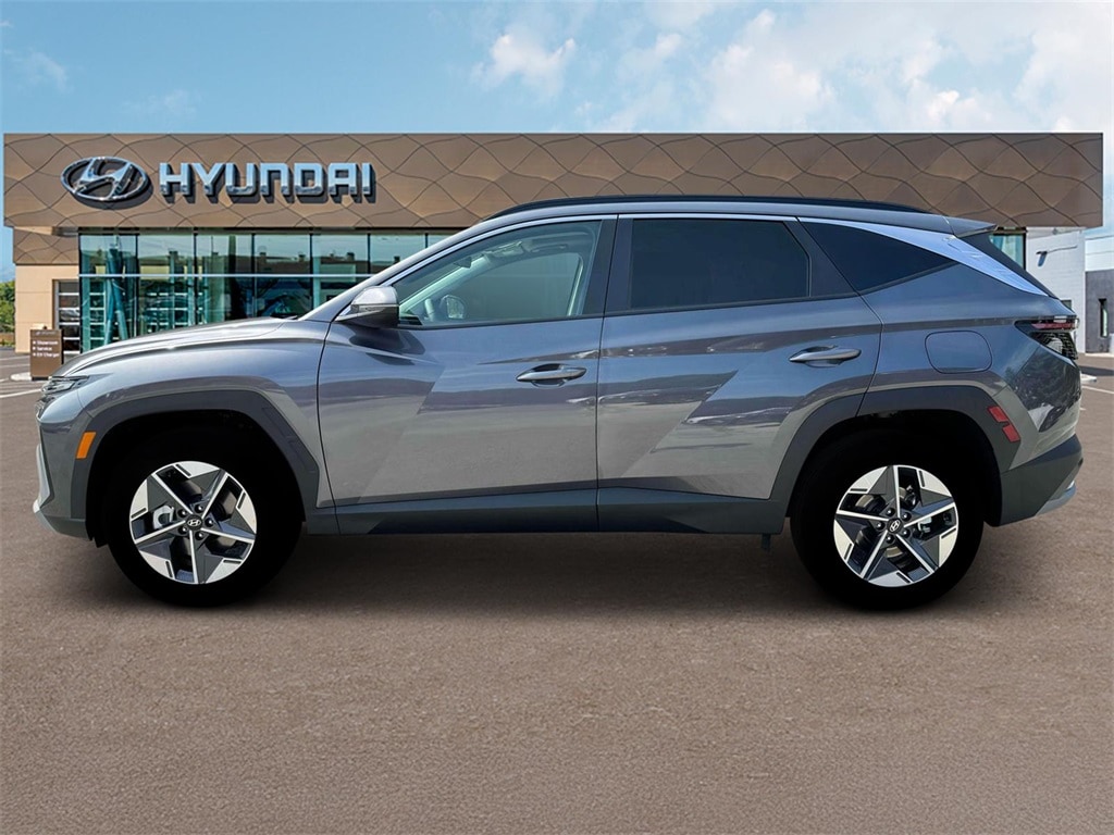 Thumbnail: 2025 Hyundai Tucson - 3