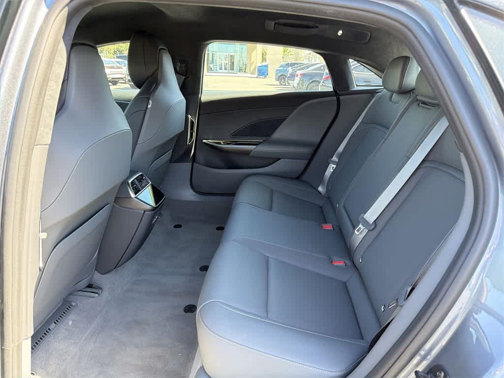 Thumbnail: 2024 Lucid Air - 28