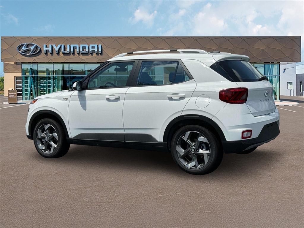 Thumbnail: 2025 Hyundai Venue - 4