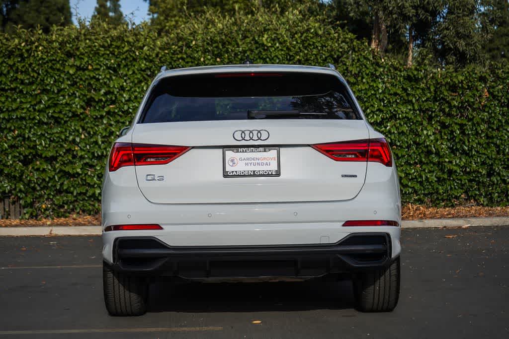 Thumbnail: 2023 Audi Q3 - 5