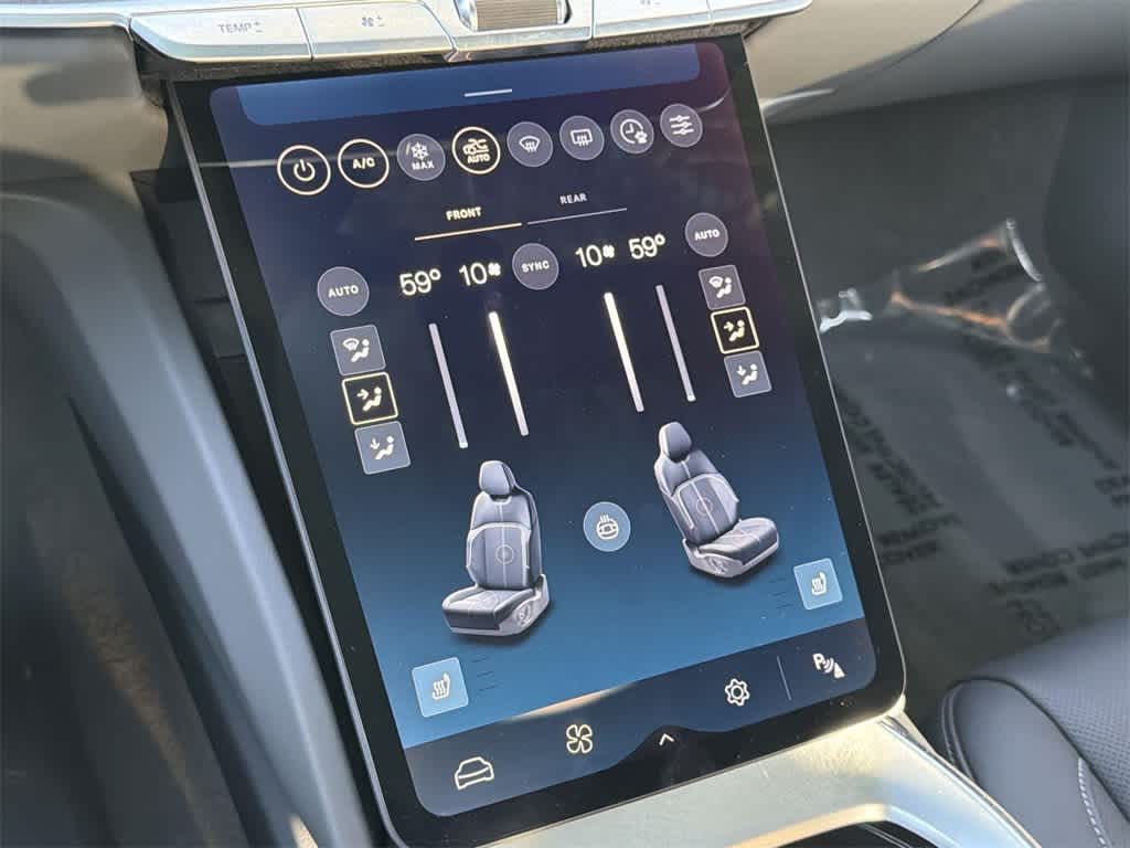 Thumbnail: 2024 Lucid Air - 17