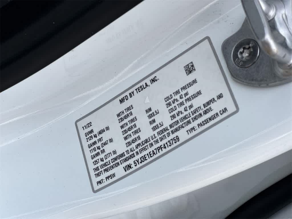 Thumbnail: 2023 Tesla Model 3 - 10