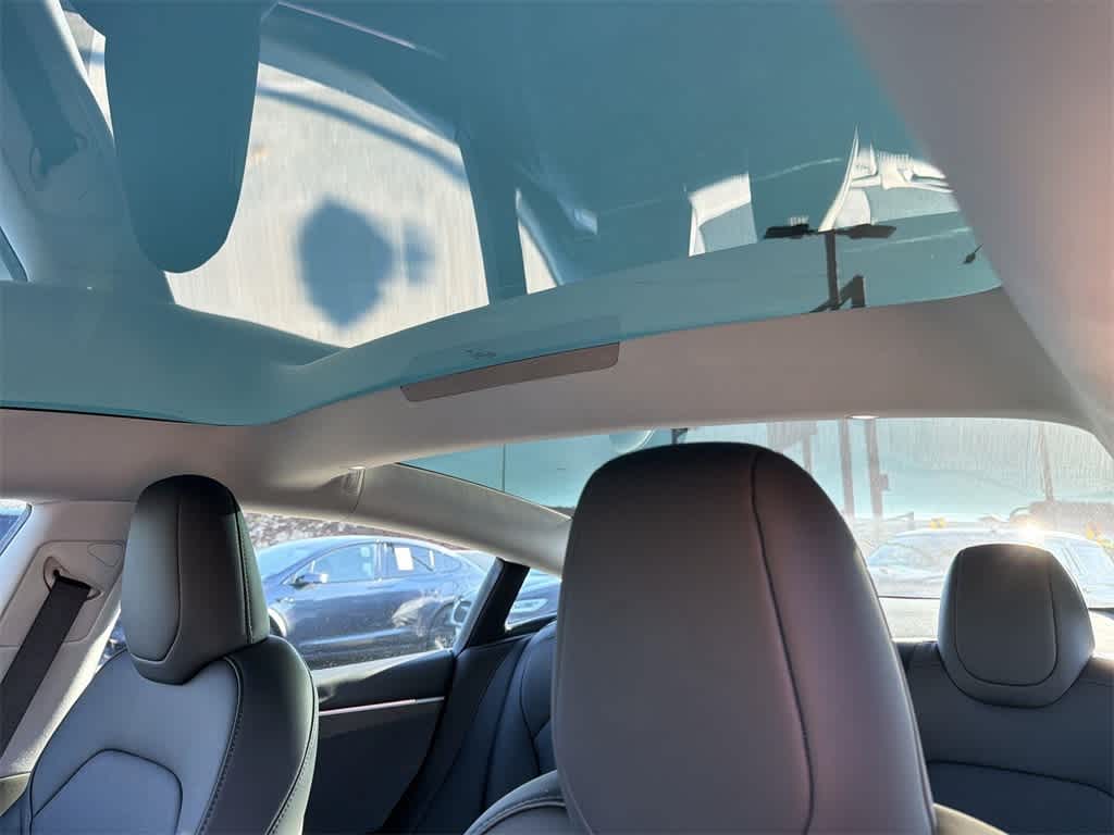 Thumbnail: 2024 Tesla Model 3 - 11