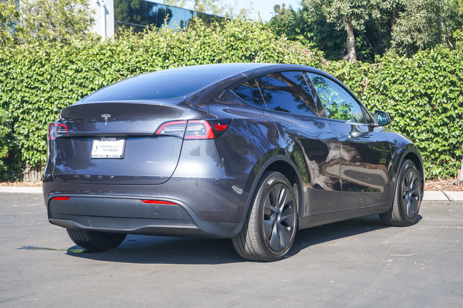 Thumbnail: 2025 Tesla Model Y - 6