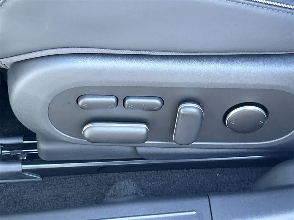 Thumbnail: 2024 Hyundai Ioniq 5 - 28