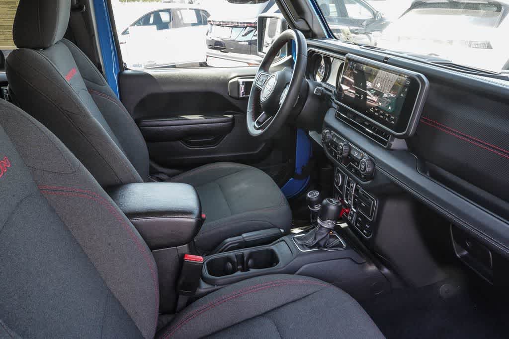 Thumbnail: 2024 Jeep Wrangler - 14
