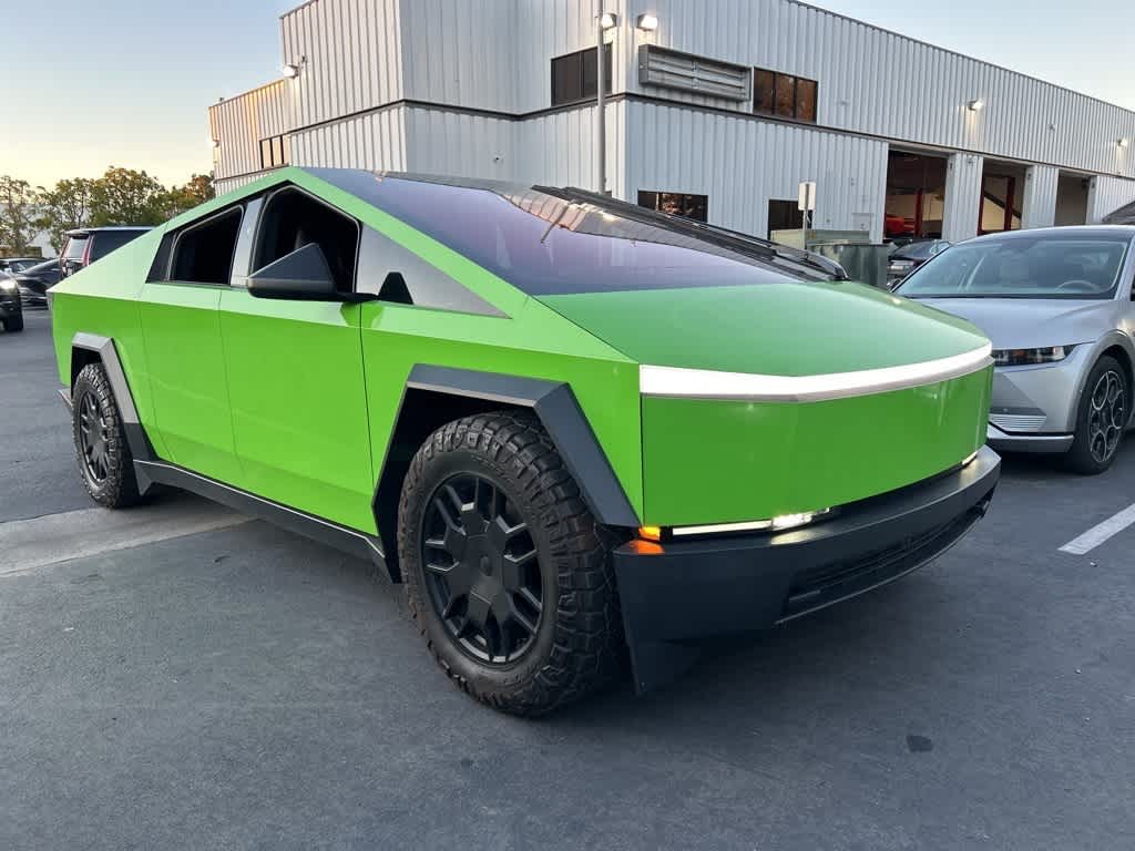 Used 2024 Tesla Cybertruck Base with VIN 7G2CEHED0RA011145 for sale in Garden Grove, CA