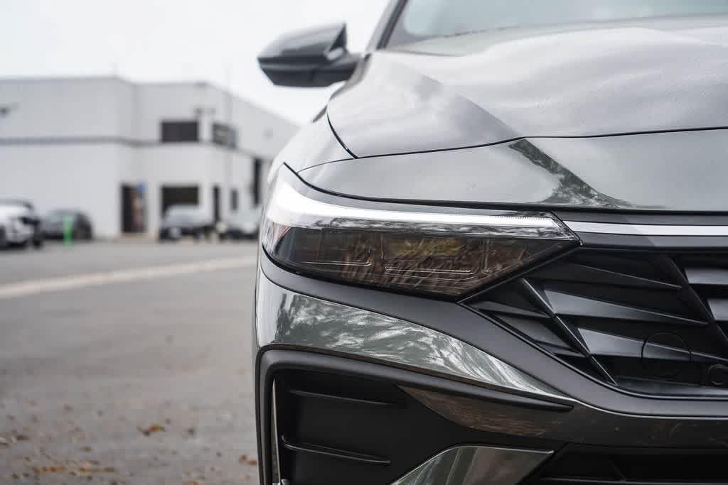 Thumbnail: 2026 Hyundai Elantra - 10