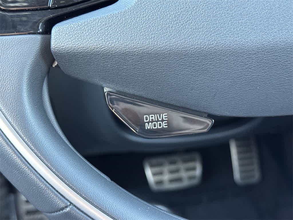 Thumbnail: 2023 Kia Niro - 22