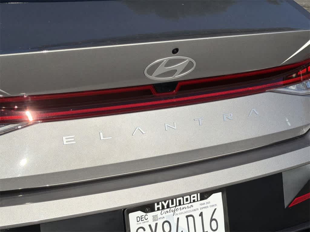 Thumbnail: 2025 Hyundai Elantra - 33