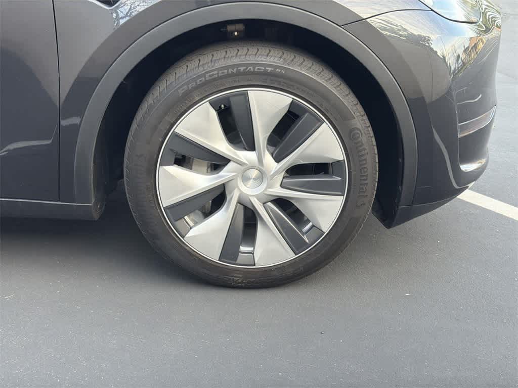 Thumbnail: 2024 Tesla Model Y - 43