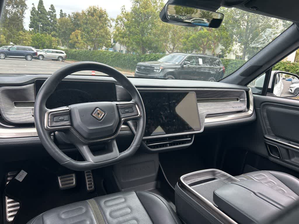 Thumbnail: 2022 Rivian R1T - 7