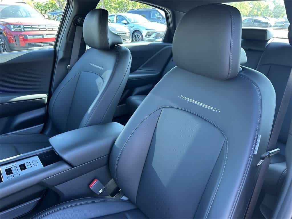 Thumbnail: 2025 Hyundai Ioniq 6 - 28