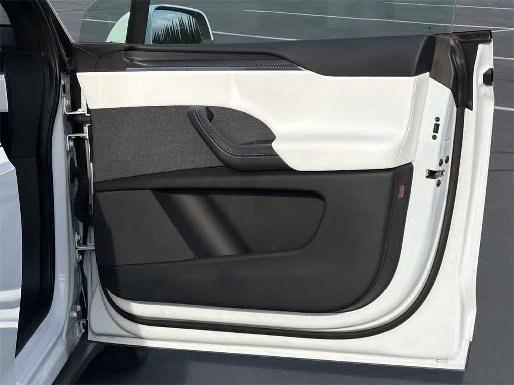 Thumbnail: 2023 Tesla Model X - 41