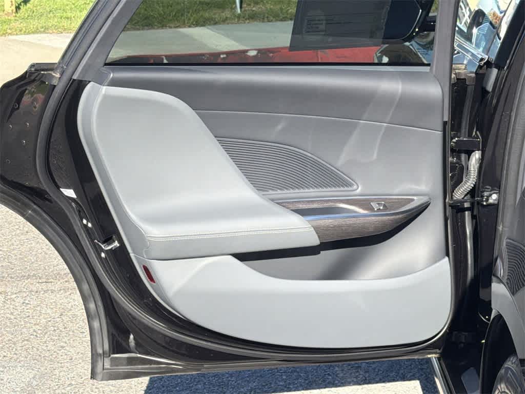 Thumbnail: 2024 Lucid Air - 27